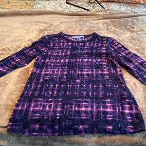 Simply Vera Wang tee shirt